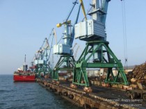 Порт Гданьск поднял контейнерооборот на треть